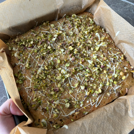 Contestant cake