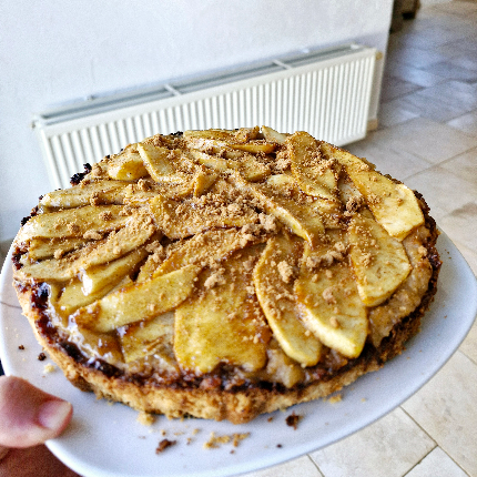 Contestant cake