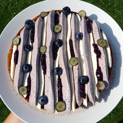 Contestant cake