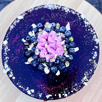 Contestant cake